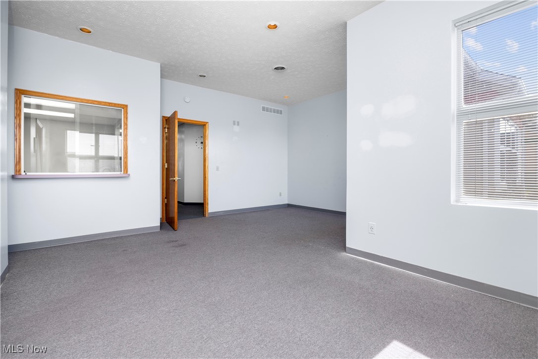 5319 Meadow Lane Court Sheffield Village OH 44035