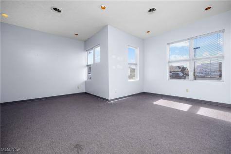 5319 Meadow Lane Court Sheffield Village OH 44035