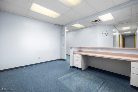 5319 Meadow Lane Court Sheffield Village OH 44035