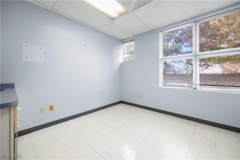 5319 Meadow Lane Court Sheffield Village OH 44035