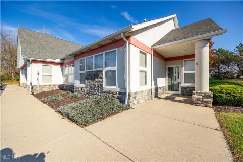 5319 Meadow Lane Court Sheffield Village OH 44035