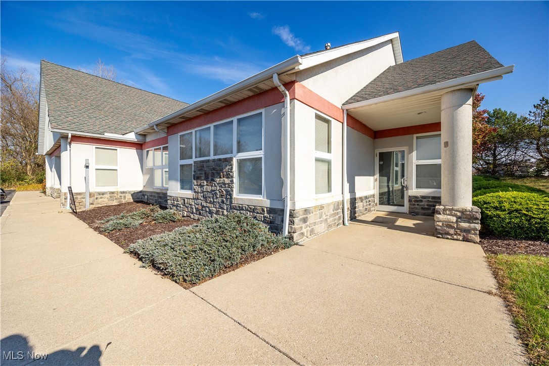 5319 Meadow Lane Court Sheffield Village OH 44035