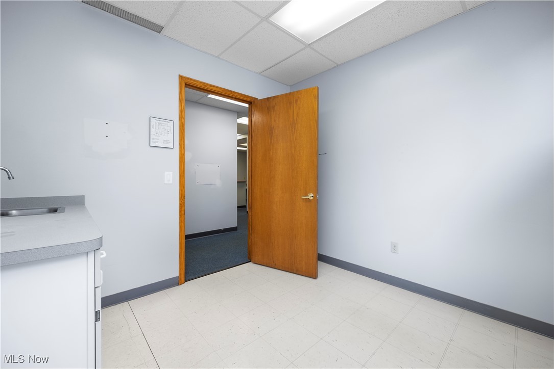 5319 Meadow Lane Court Sheffield Village OH 44035