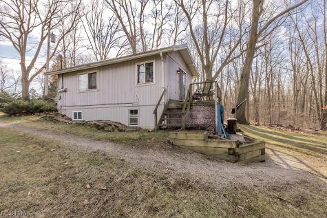 14867 Beechwood Drive Newbury OH 44065