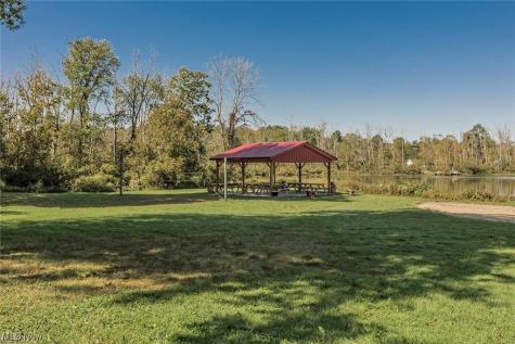 14867 Beechwood Drive Newbury OH 44065