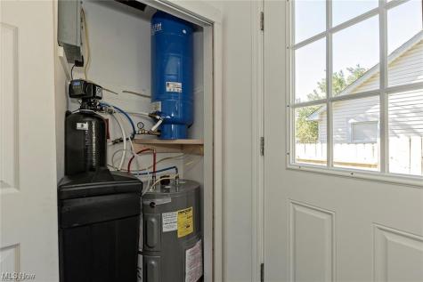 14867 Beechwood Drive Newbury OH 44065