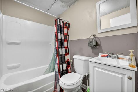 16224 Arcade Avenue Cleveland OH 44110