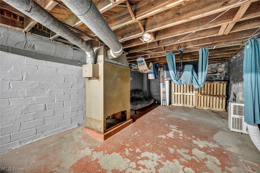 16224 Arcade Avenue Cleveland OH 44110
