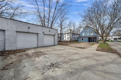 16224 Arcade Avenue Cleveland OH 44110