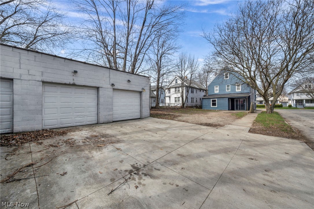 16224 Arcade Avenue Cleveland OH 44110