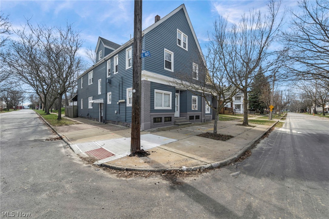 16224 Arcade Avenue Cleveland OH 44110