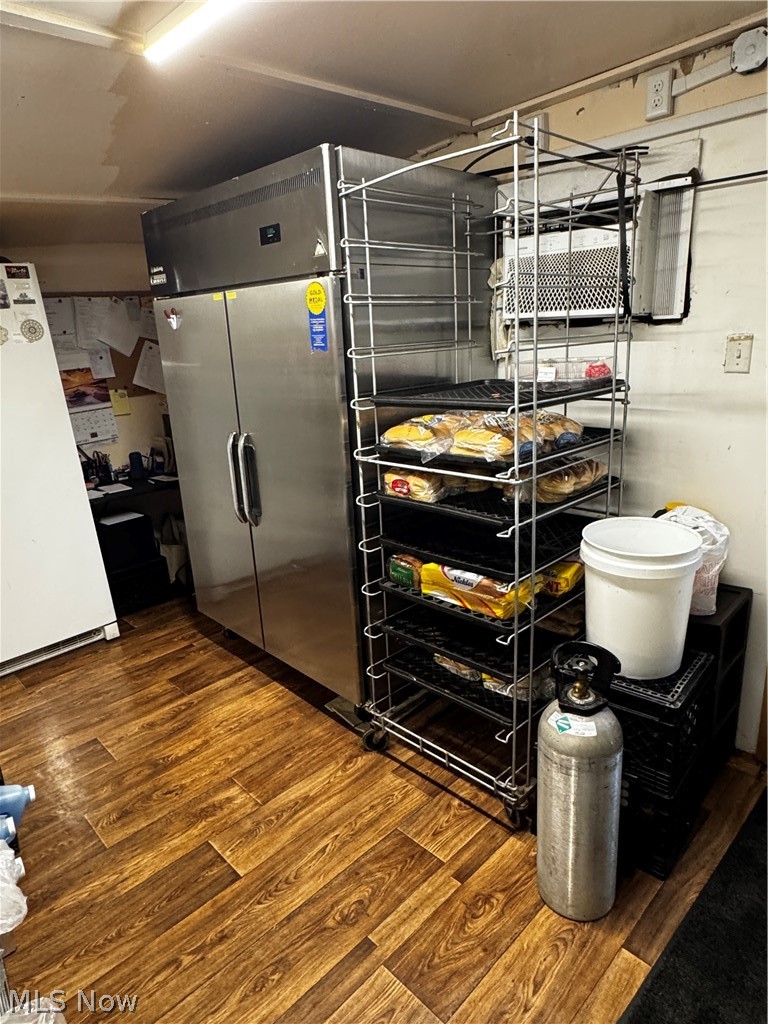 675 N Main Street Killbuck OH 44637