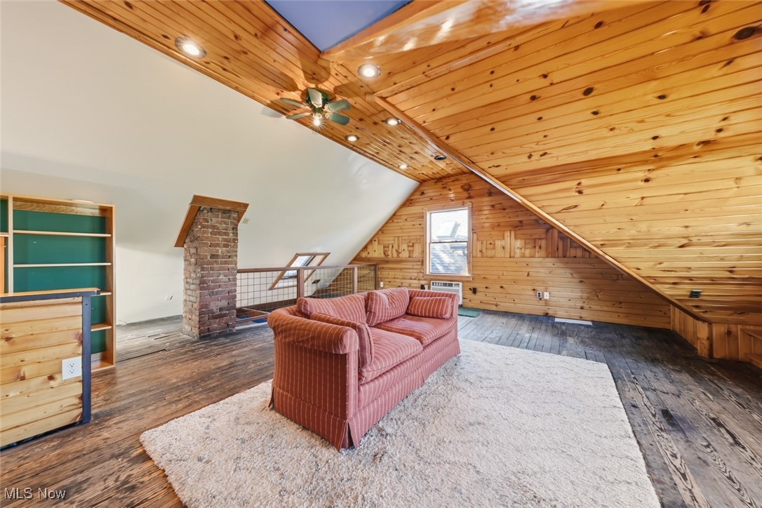 12406 Larchmere Boulevard Cleveland OH 44120