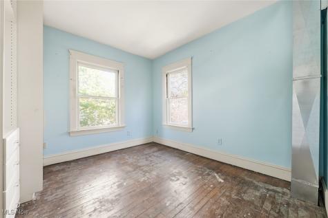 12406 Larchmere Boulevard Cleveland OH 44120