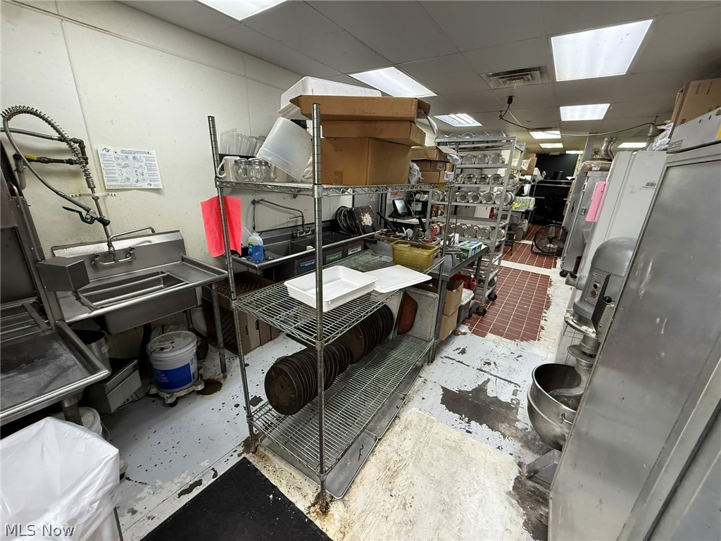 205 Commercial Avenue SE New Philadelphia OH 44663