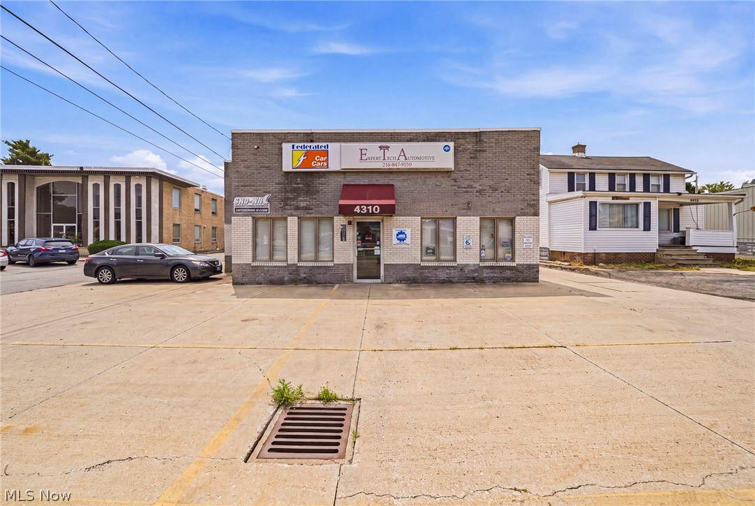 4310 Mayfield Road South Euclid OH 44121