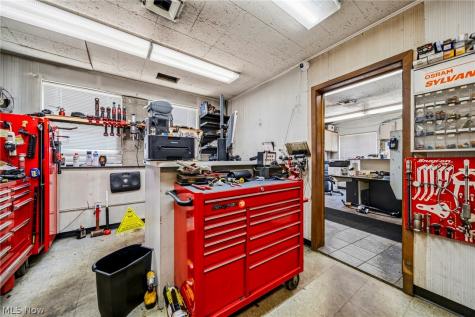 4310 Mayfield Road South Euclid OH 44121