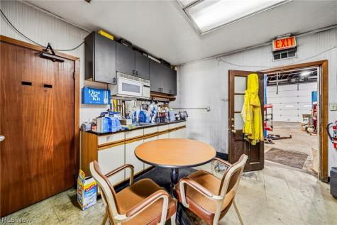 4310 Mayfield Road South Euclid OH 44121