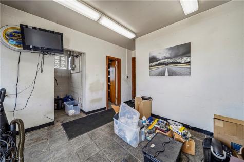 4310 Mayfield Road South Euclid OH 44121