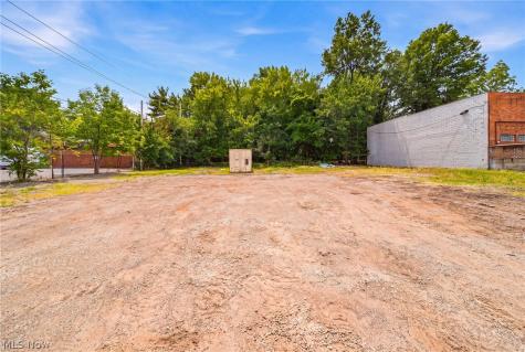 4310 Mayfield Road South Euclid OH 44121