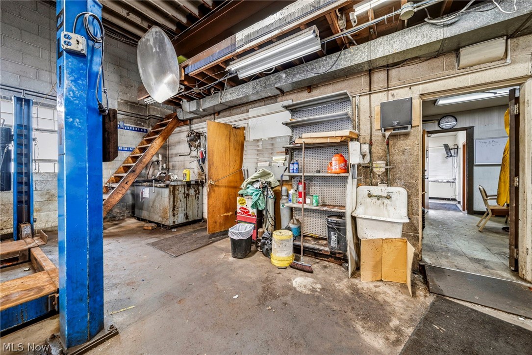 4310 Mayfield Road South Euclid OH 44121