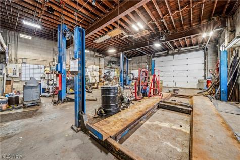 4310 Mayfield Road South Euclid OH 44121