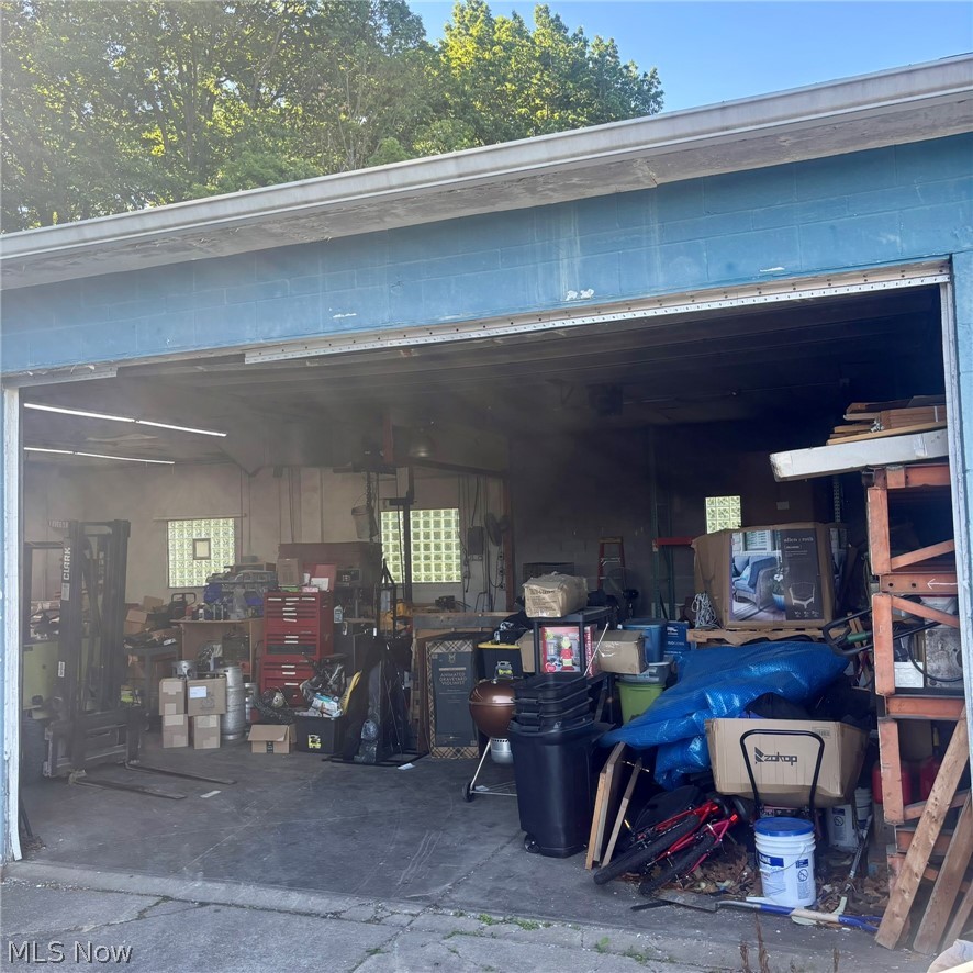 5551 E Calla Road New Middletown OH 44442