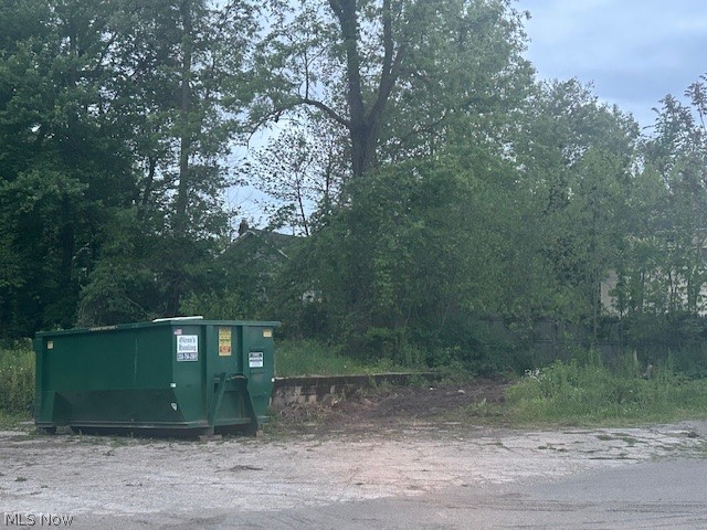 2374 Triplett Akron OH 44312