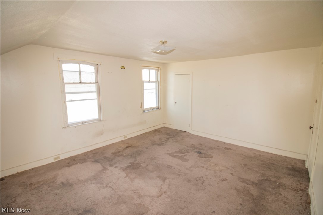 7924 Harvard Avenue Cleveland OH 44105