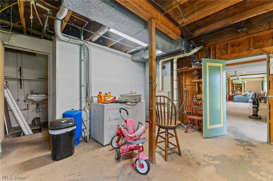 7389 State Route 45 Lisbon OH 44432