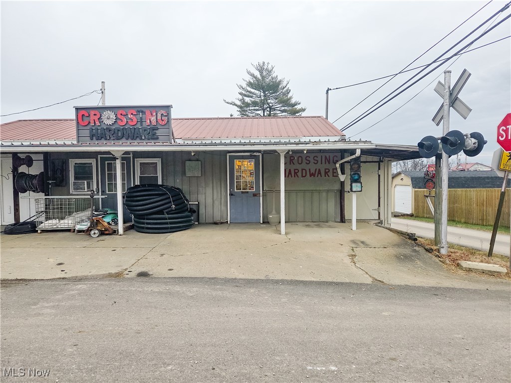 218 E Muskingum Street Freeport OH 43973