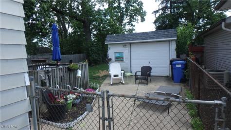 13517 Clifford Avenue Cleveland OH 44135