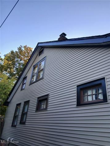 13517 Clifford Avenue Cleveland OH 44135