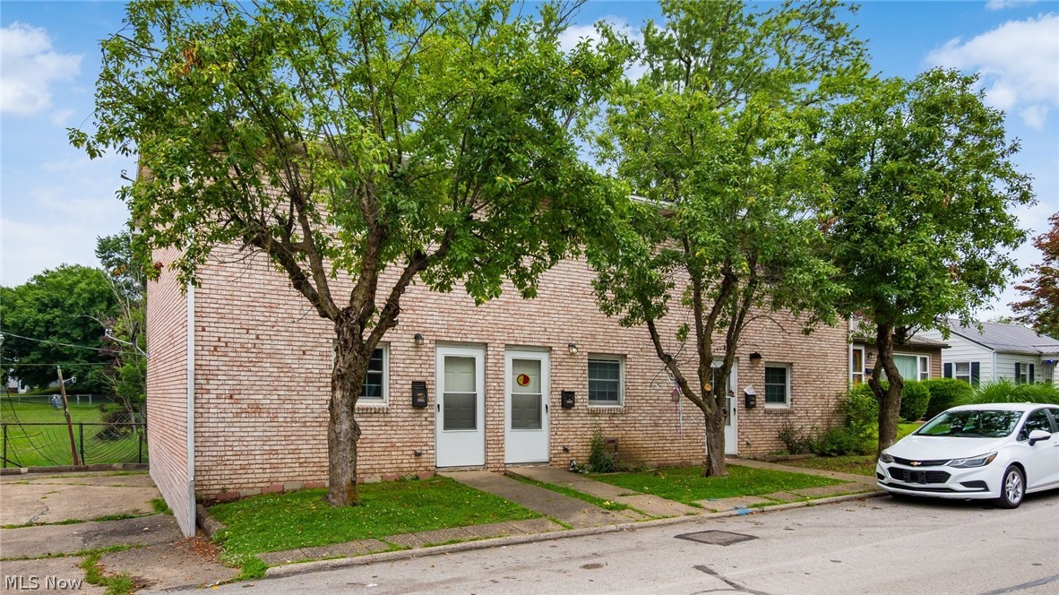 1941 & 1947 Creston Road Cambridge OH 43725