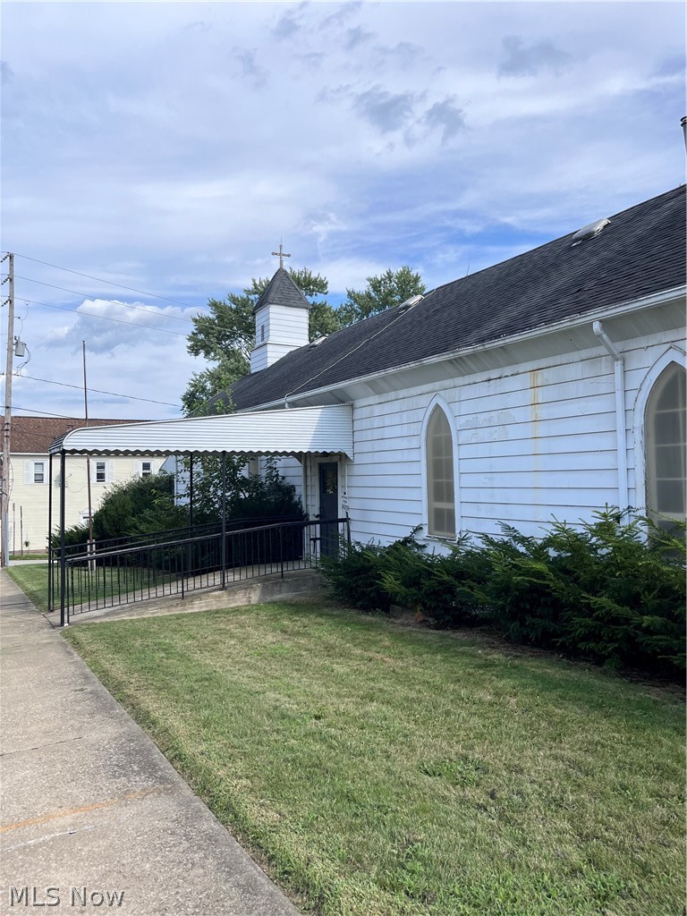 122 21st Street NW Barberton OH 44203