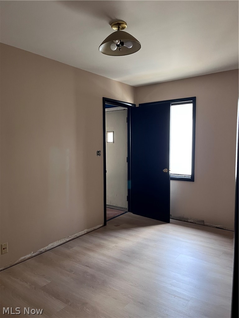 122 21st Street NW Barberton OH 44203