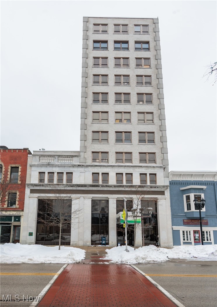 124 Middle Avenue Elyria OH 44035