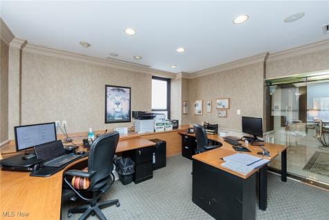 124 Middle Avenue Elyria OH 44035