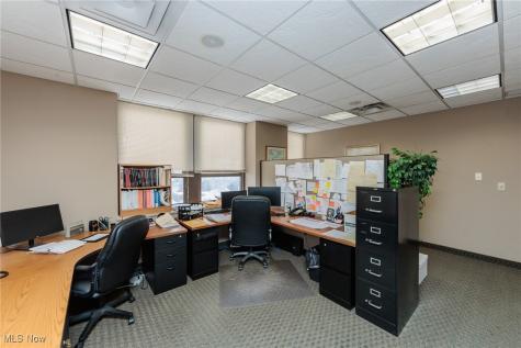124 Middle Avenue Elyria OH 44035