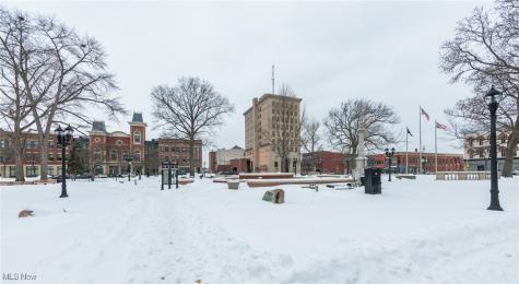 124 Middle Avenue Elyria OH 44035