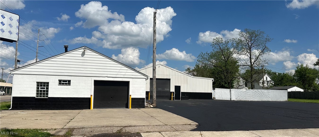 200 Winckles Street Elyria OH 44035