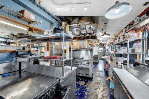 36816 Detroit Road Avon OH 44011