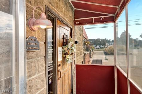 36816 Detroit Road Avon OH 44011