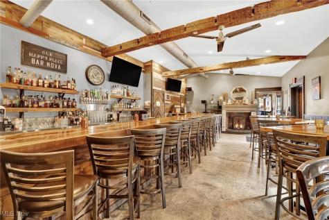 36816 Detroit Road Avon OH 44011