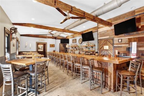 36816 Detroit Road Avon OH 44011