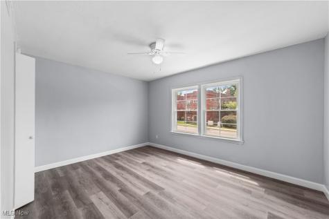 2521 Noble Road Cleveland Heights OH 44121