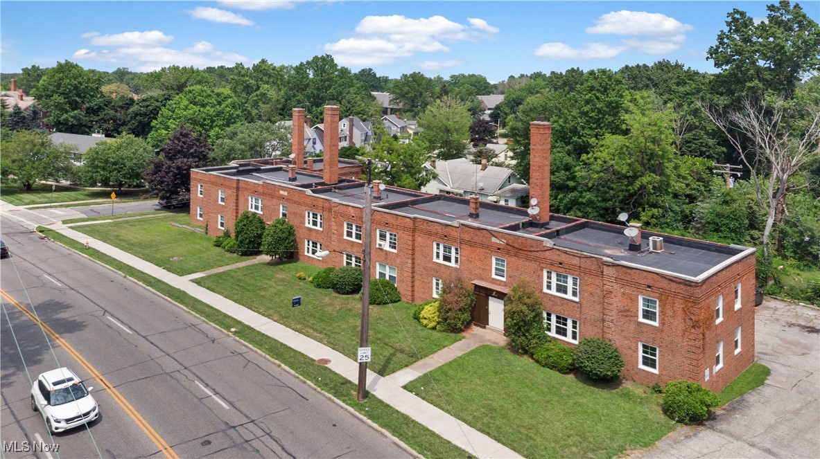 2521 Noble Road Cleveland Heights OH 44121
