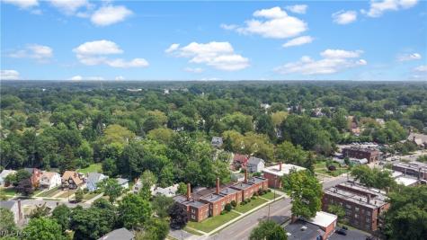 2521 Noble Road Cleveland Heights OH 44121