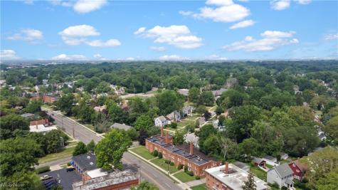 2521 Noble Road Cleveland Heights OH 44121