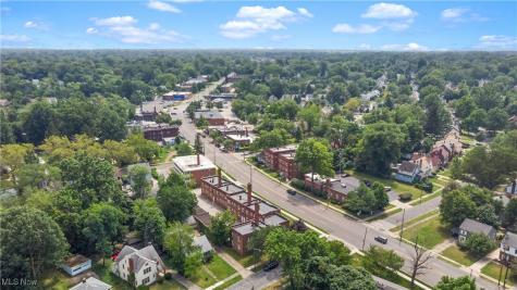 2521 Noble Road Cleveland Heights OH 44121